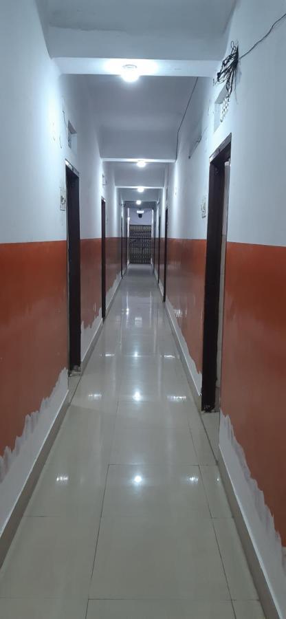 פאטנה Hotel Yuvraj מראה חיצוני תמונה